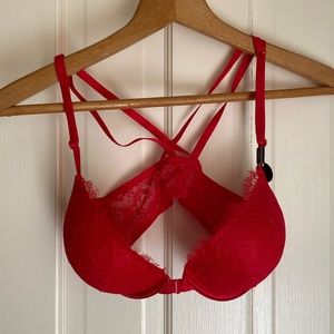 NWT Victoria’s Secret Bombshell Red Bra